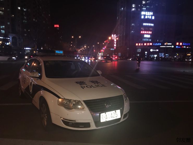 怎么看车头歪不歪 uxRUX.jpeg