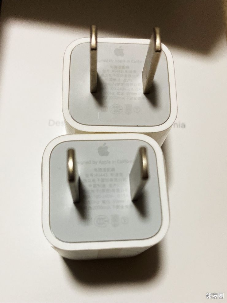 苹果手机原装壁纸高清图 fEBUe.jpeg