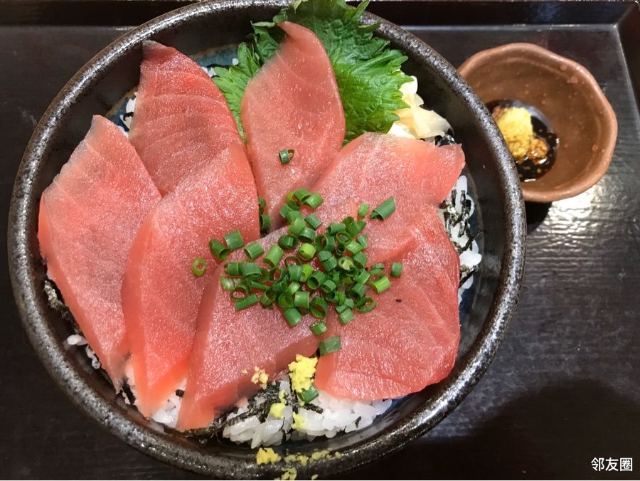 周末了,不上班,不上学,中午红烧鲅鱼,清炒圆白菜,你们周末吃