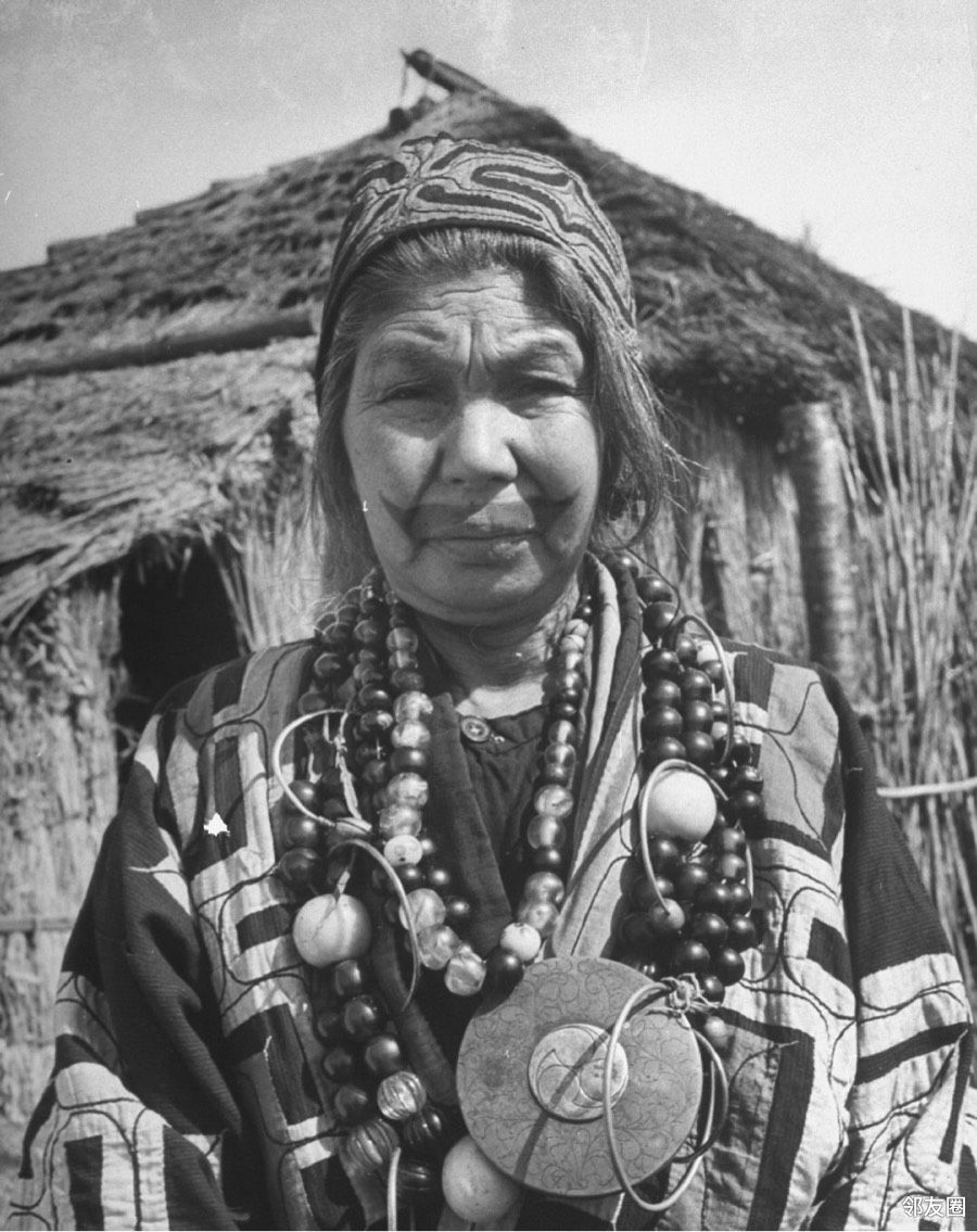 珍贵影像:1946年,日本原住民