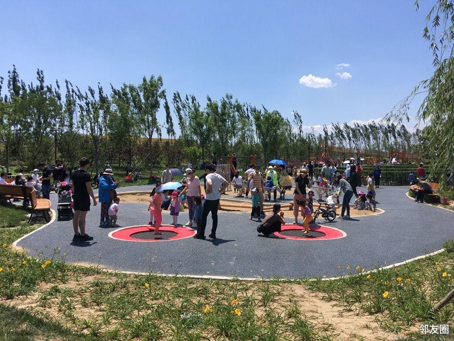 初夏之旅# 带娃打卡黑桥公园 儿童乐园