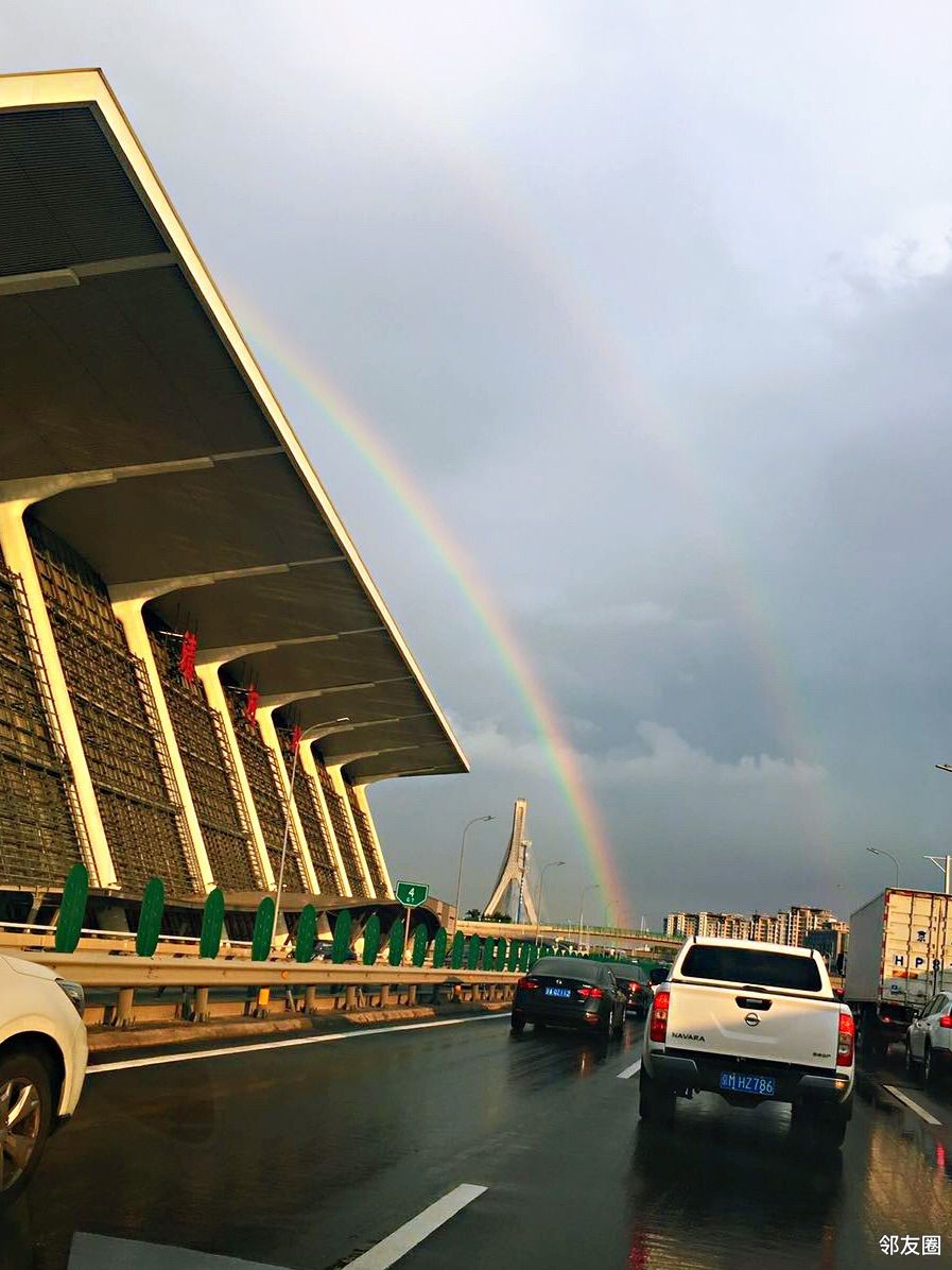 亲历雨后双彩虹 惊喜!