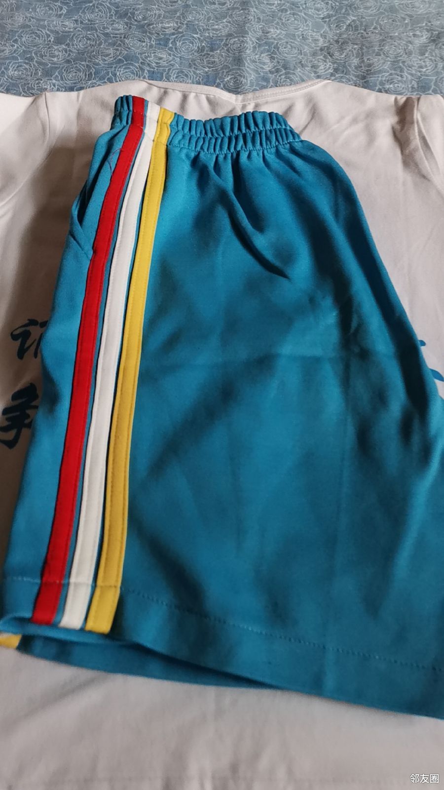 校服小了5元一套