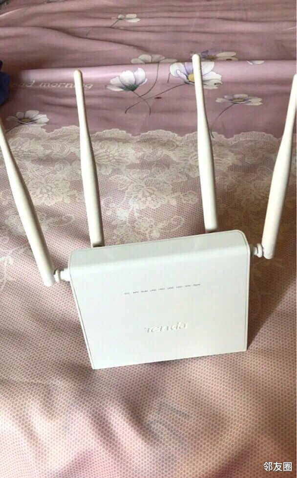 九九成新的路由器便宜出