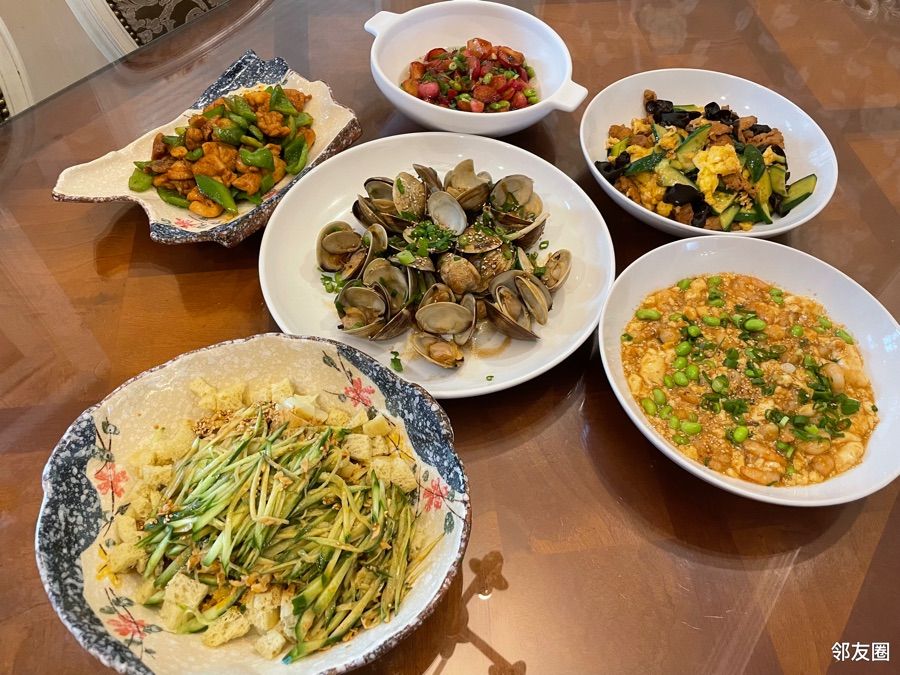 周末日常家常菜～孩子又吃美了,为父照常欣慰…… - 邻友圈