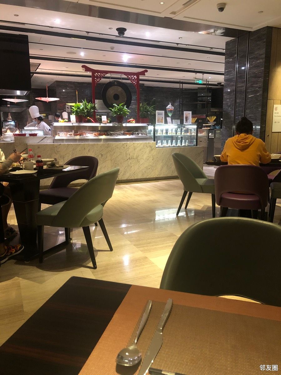 丽都饭店亦餐厅的自助餐挺好