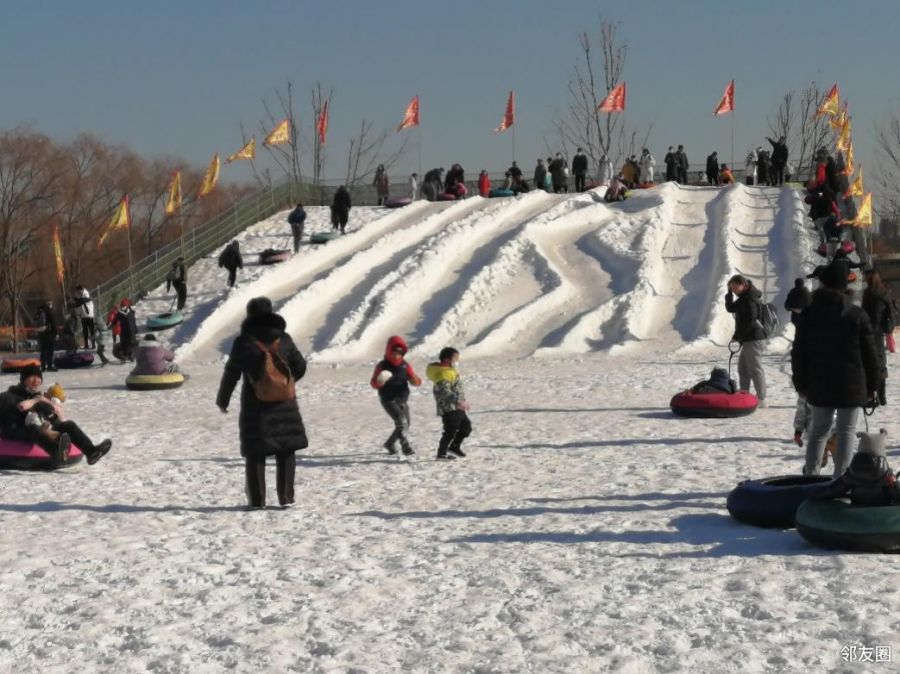 圣露庄园冰雪嘉年华图片